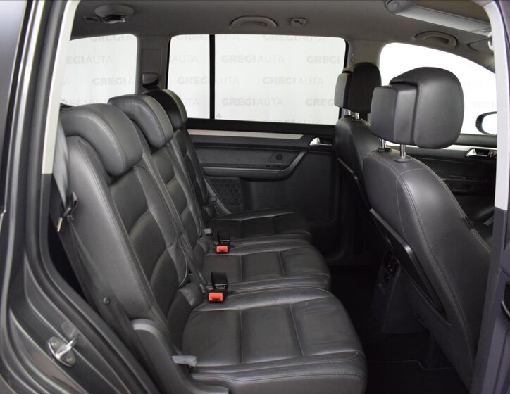 Volkswagen Touran MPV 2,0 l 103 kw