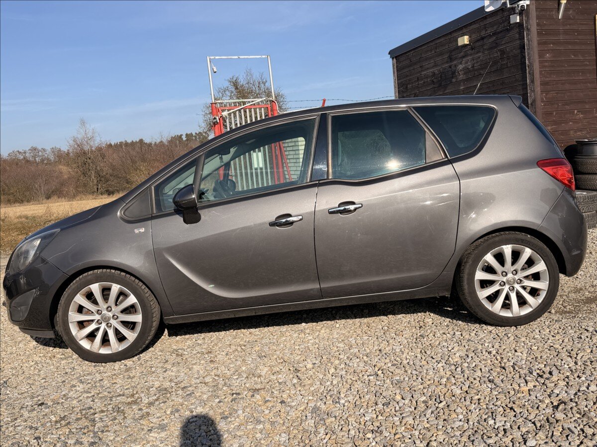 Opel Meriva Kombi 1,7 l 74 kw
