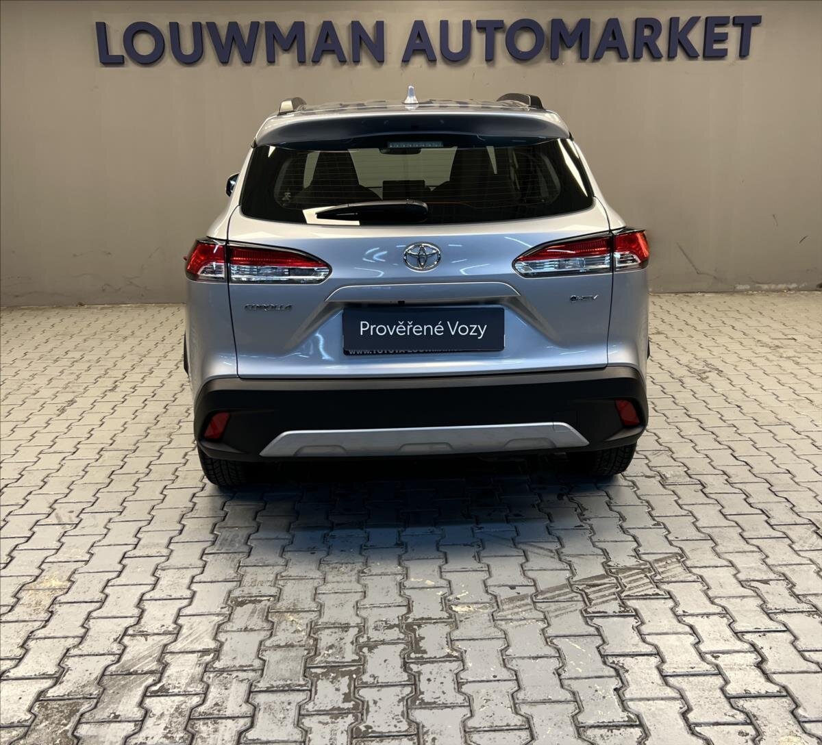 Toyota Corolla Cross SUV 1,8 l 72 kw