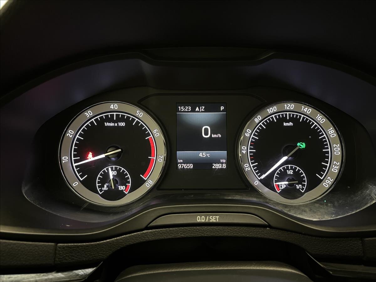 Škoda Karoq SUV 1,5 l 110 kw