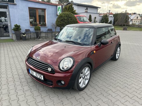 Mini Cooper Hatchback 1,6 l 80 kw