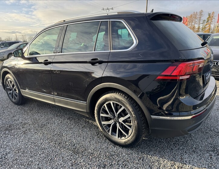 Volkswagen Tiguan 5