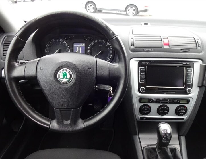 Škoda Octavia Kombi 1,8 l 118 kw