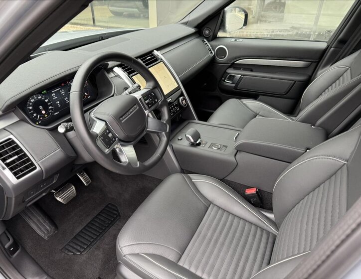 Land Rover Discovery 11