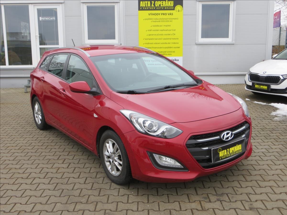 Hyundai i30 Kombi 1,6 l 99 kw