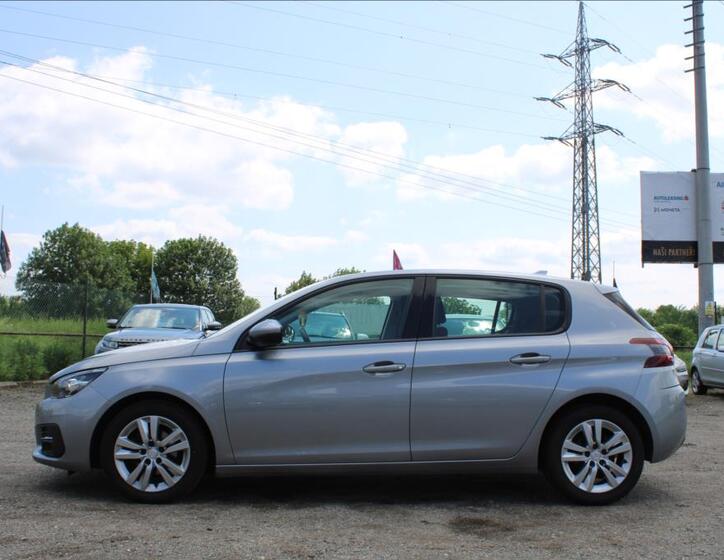 Peugeot 308 8