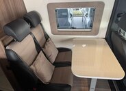 Mercedes-Benz Sprinter 28