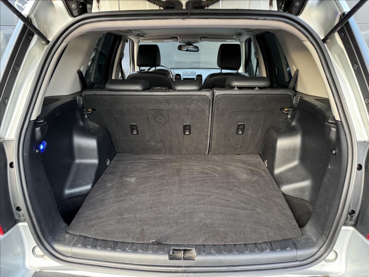 Land Rover Freelander Kombi 2,2 l 118 kw