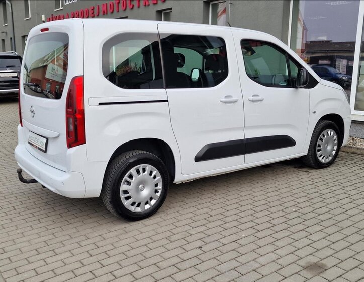 Opel Combo MPV 1,5 l 75 kw