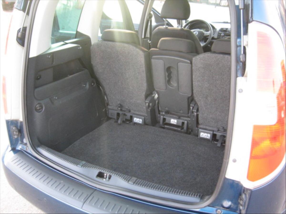 Škoda Roomster Hatchback 1,2 l 63 kw