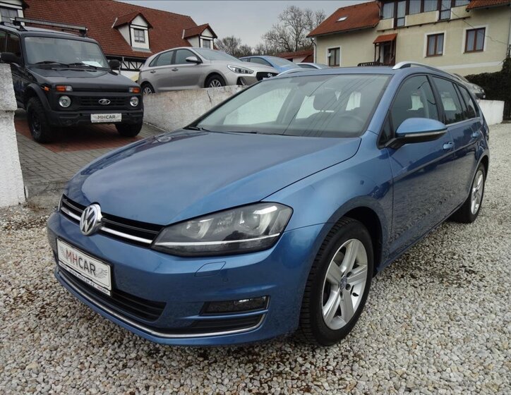 Volkswagen Golf Kombi 1,6 l 77 kw