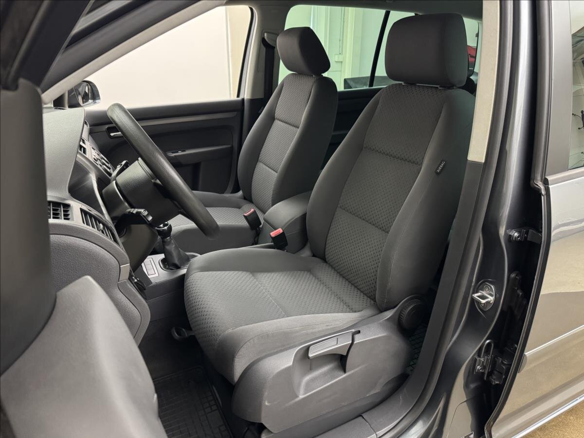 Volkswagen Touran MPV 1,6 l 75 kw