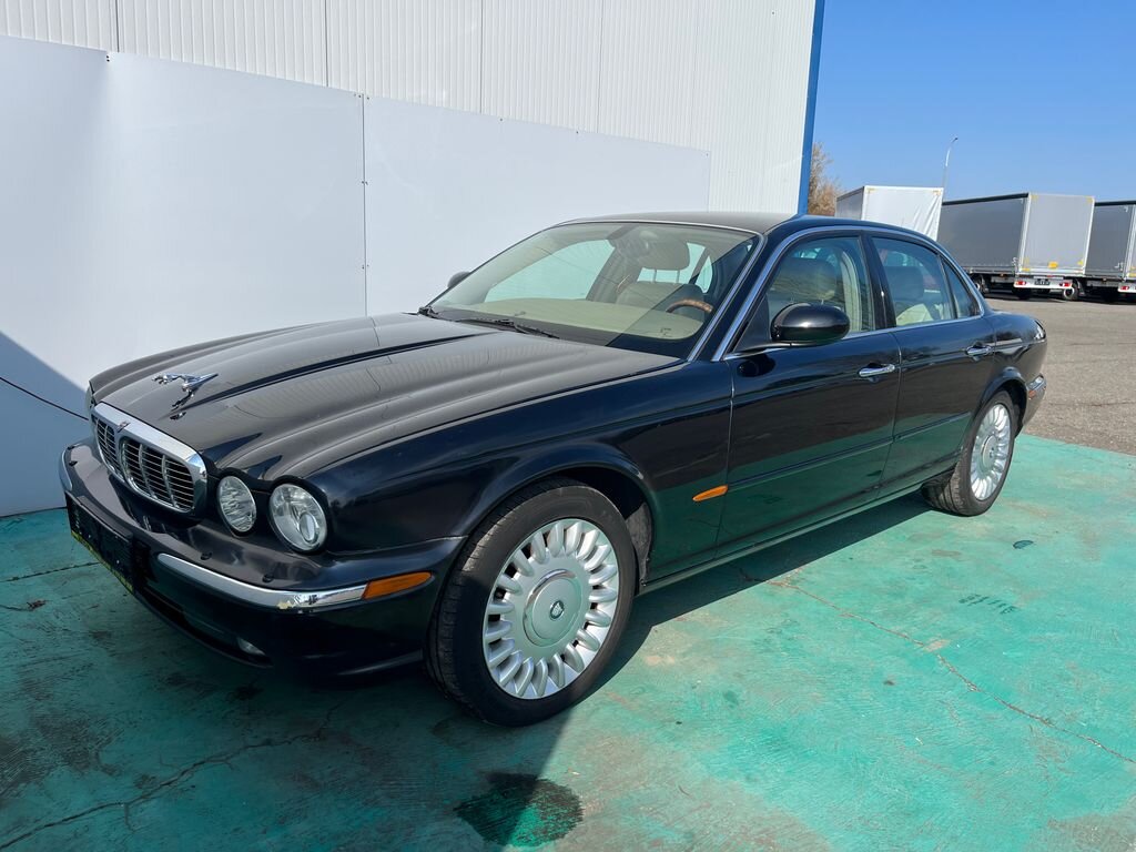Jaguar XJ Sedan 3,0 l 175 kw