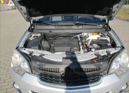 Opel Antara SUV / Terénní 2,2 l 120 kw