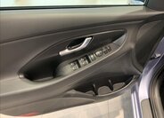 Hyundai i30 25