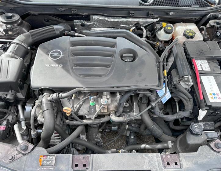 Opel Insignia 36