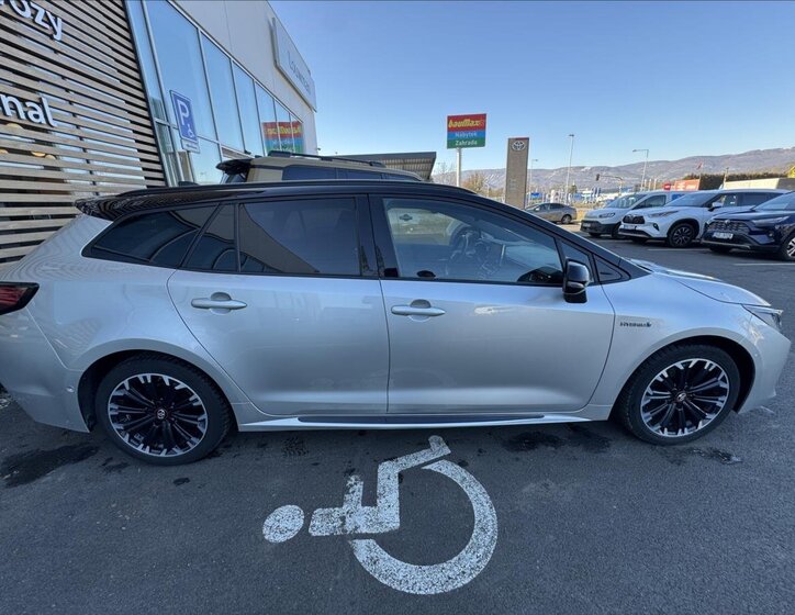 Toyota Corolla Kombi 1,8 l 72 kw