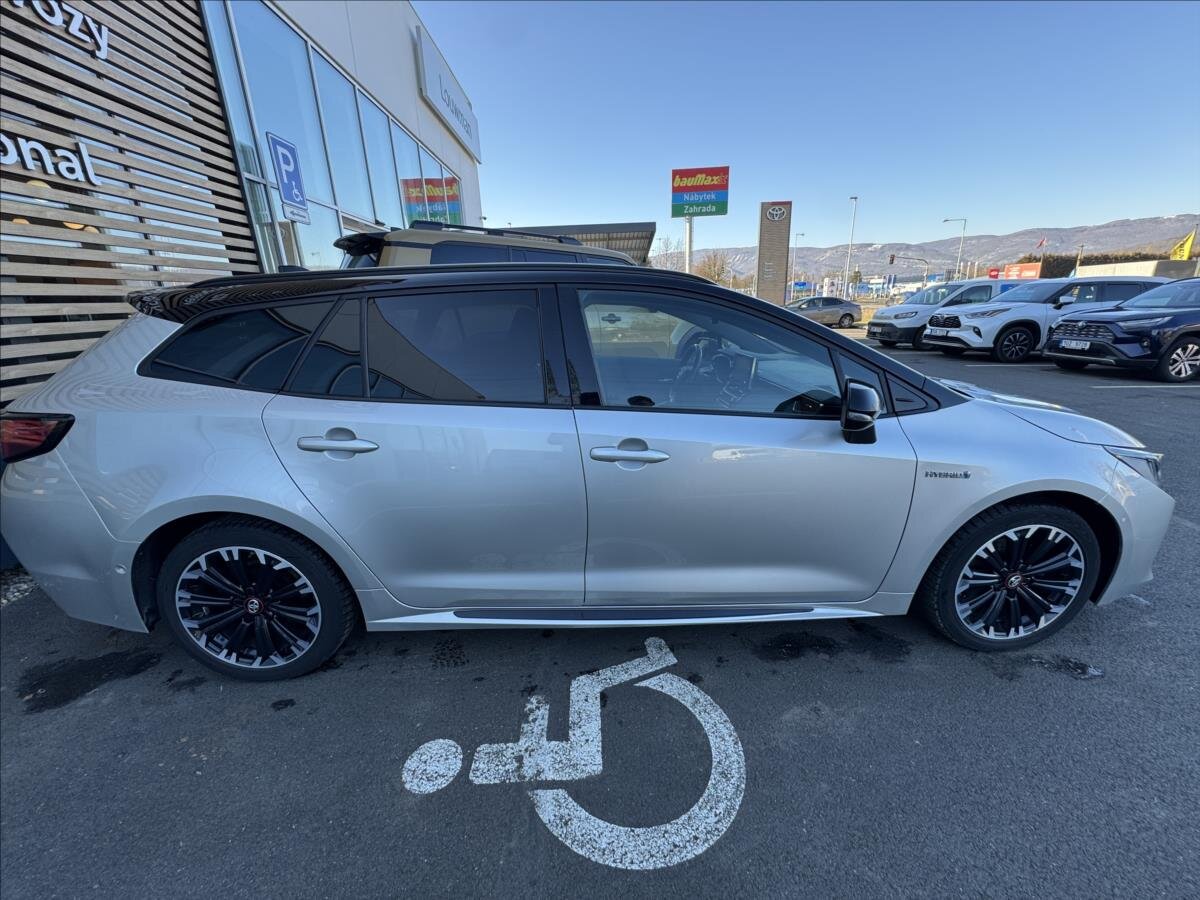 Toyota Corolla Kombi 1,8 l 72 kw