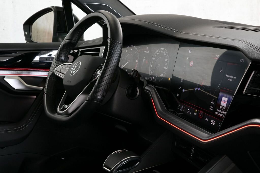 Volkswagen Touareg SUV / Terénní 3,0 l 210 kw