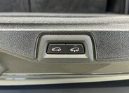 BMW X7 SUV / Terénní 4,4 l 390 kw