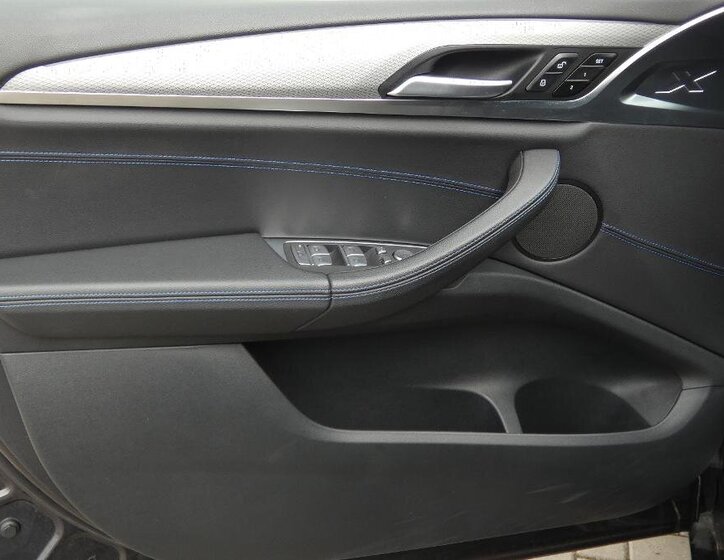 BMW X3 SUV / Terénní 2,0 l 140 kw