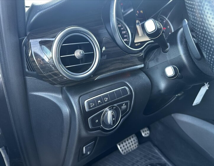 Mercedes-Benz Třídy V 8