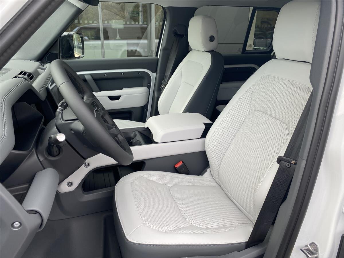 Land Rover Defender SUV / Terénní 3,0 l 221 kw