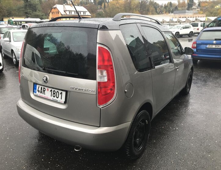 Škoda Roomster 5
