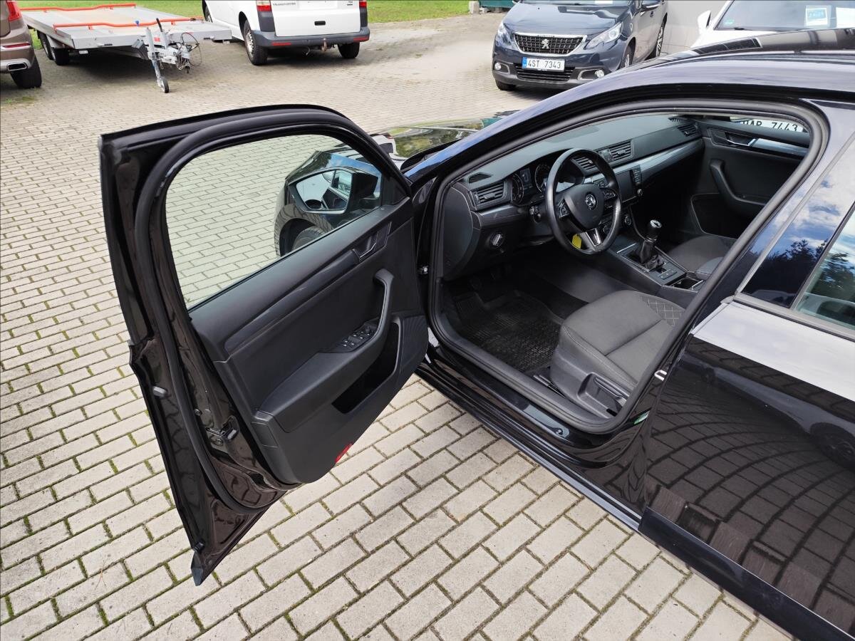 Škoda Superb Sedan 1,4 l 92 kw