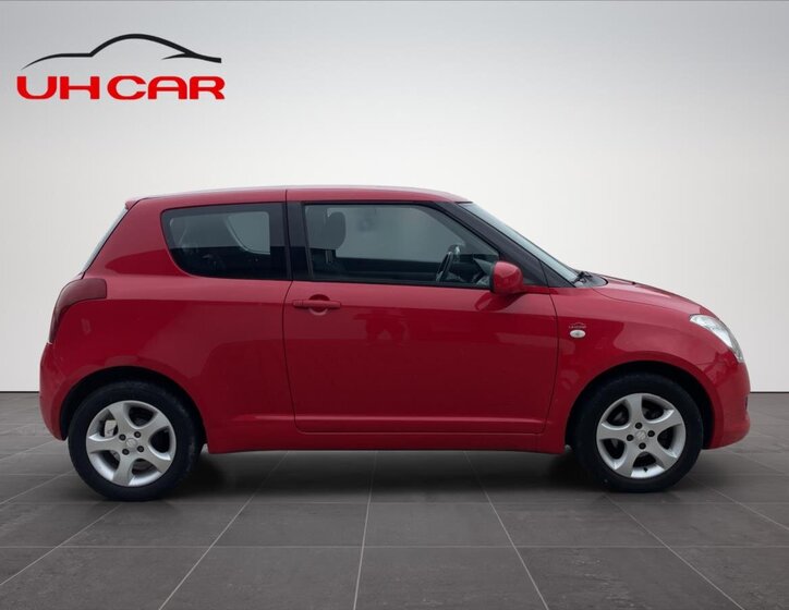 Suzuki Swift Hatchback 1,3 l 67 kw