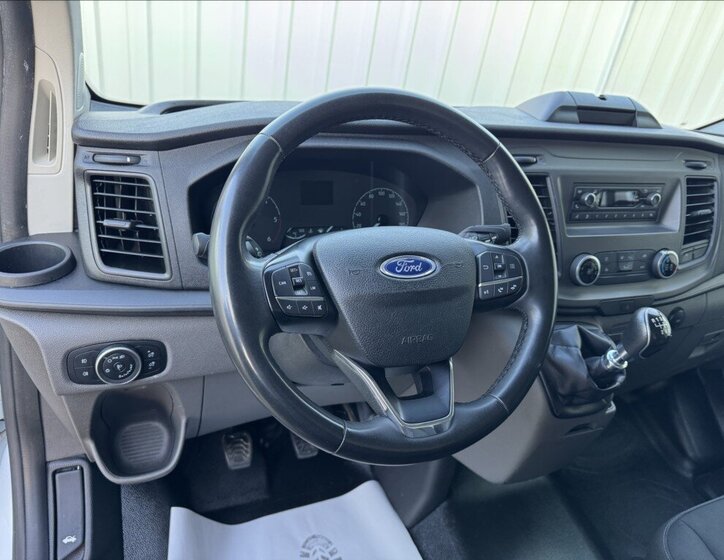 Ford Transit Custom Skříň 2,0 l 77 kw