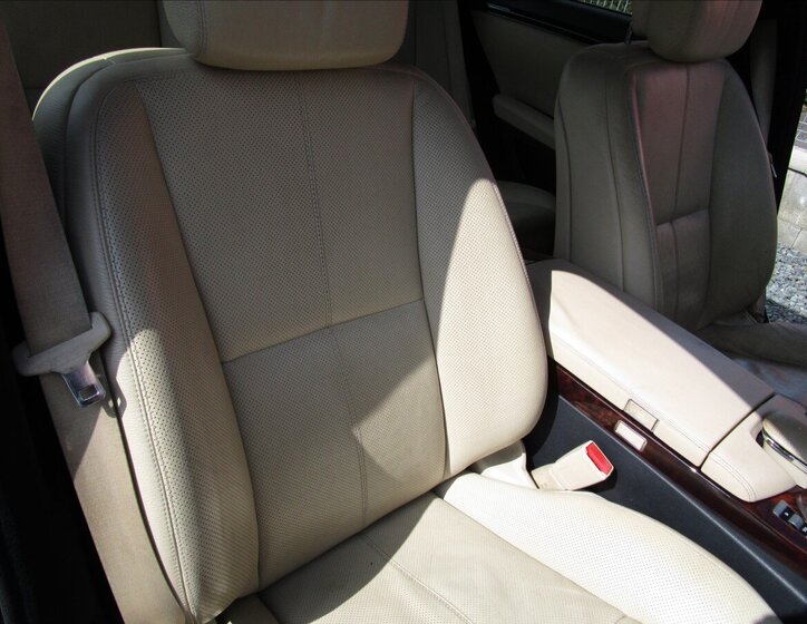 Mercedes-Benz Třídy S Sedan / Limuzína 4,0 l 235 kw