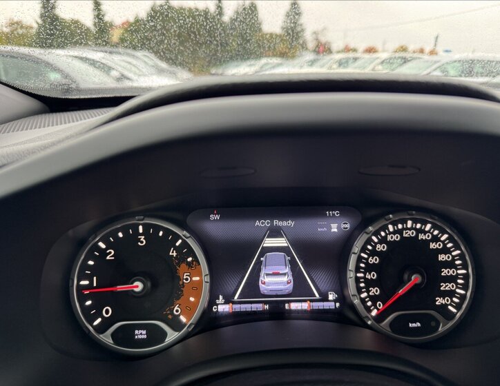 Jeep Renegade SUV 1,6 l 84 kw