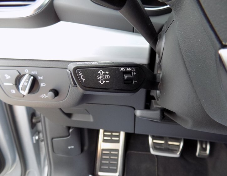 Audi Q5 SUV 2,0 l 140 kw