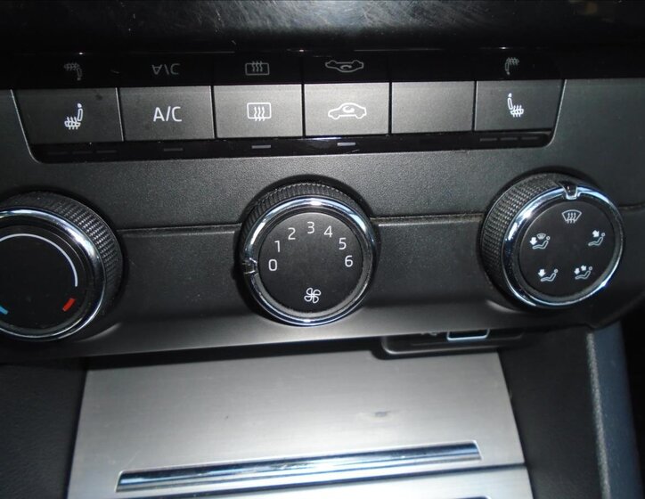 Škoda Octavia Sedan / Limuzína 999,0 85 kw