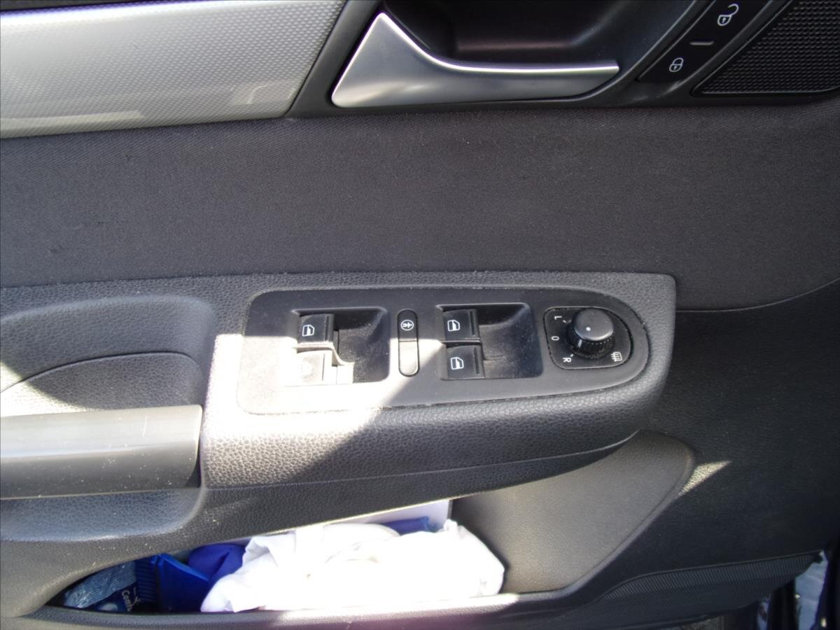 Volkswagen Sharan Kombi 2,0 l 100 kw