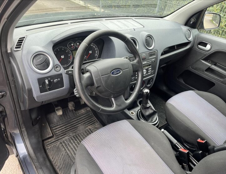 Ford Fusion Kombi 1,4 l 59 kw