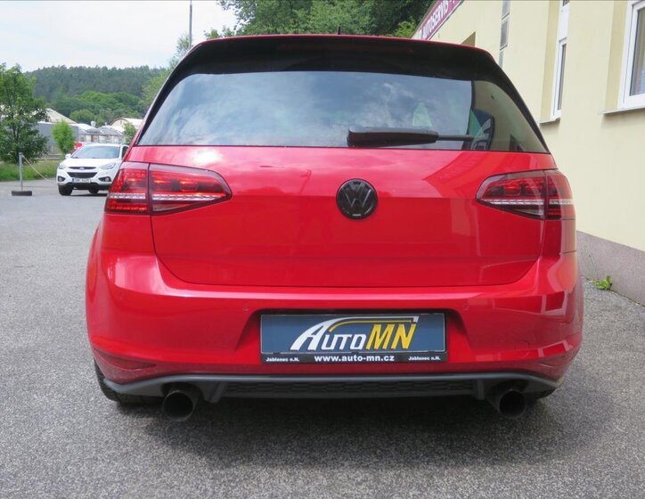 Volkswagen Golf Hatchback 2,0 l 162 kw
