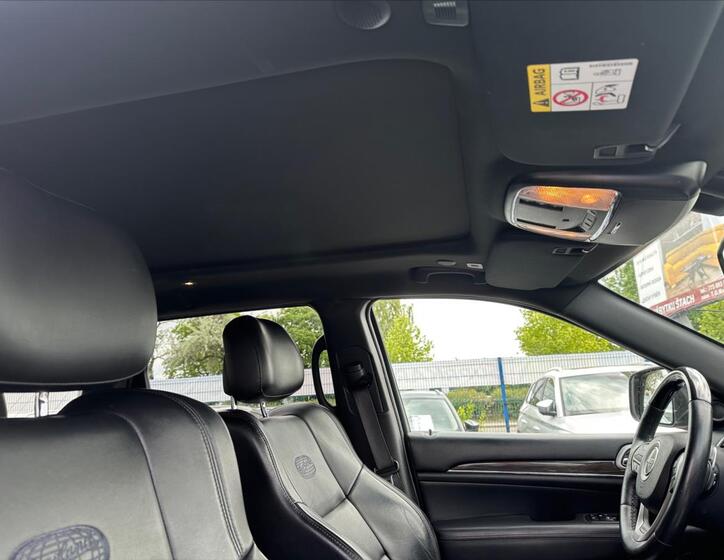 Jeep Grand Cherokee 5