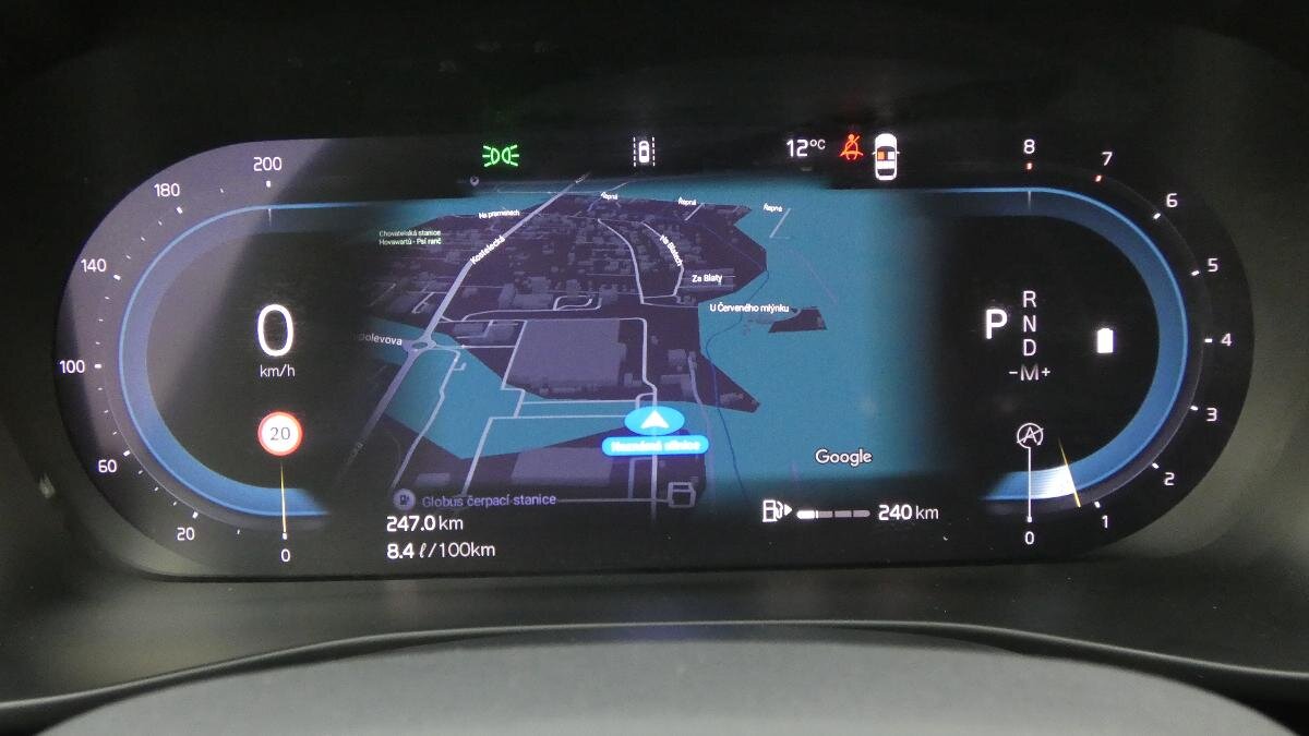 Volvo XC40 SUV / Terénní 2,0 l 120 kw