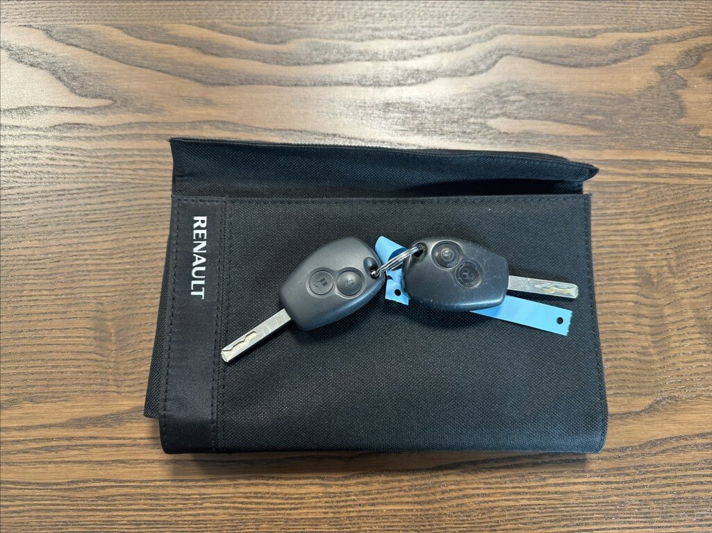 Renault Twingo Hatchback 1,1 l 55 kw