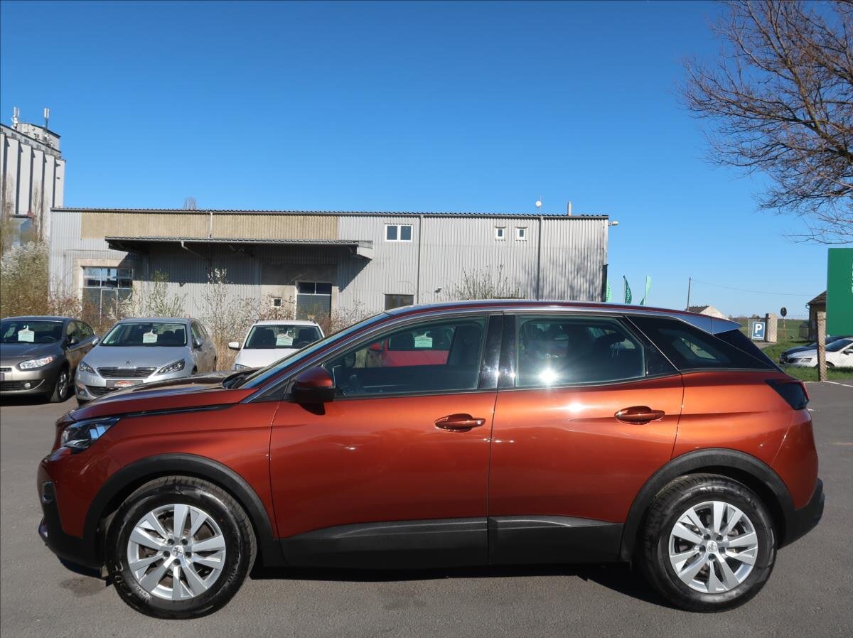 Peugeot 3008 SUV / Terénní 1,2 l 96 kw