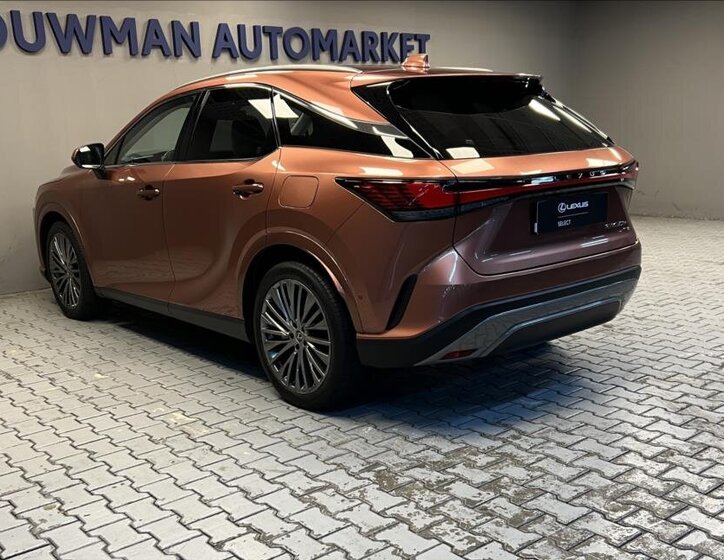 Lexus RX 450h plus SUV 2,5 l 227 kw