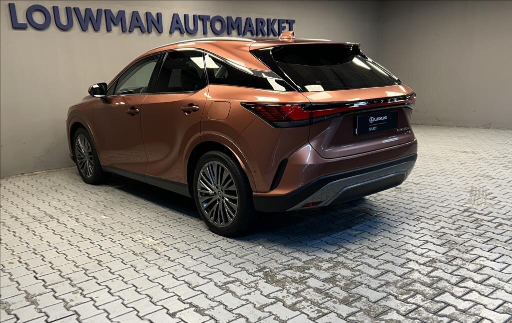 Lexus RX 450h plus SUV 2,5 l 227 kw