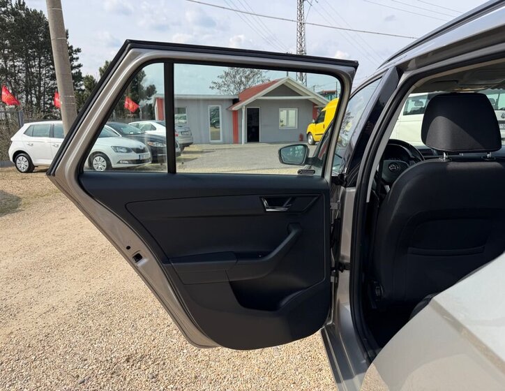 Škoda Fabia Kombi 999,0 81 kw