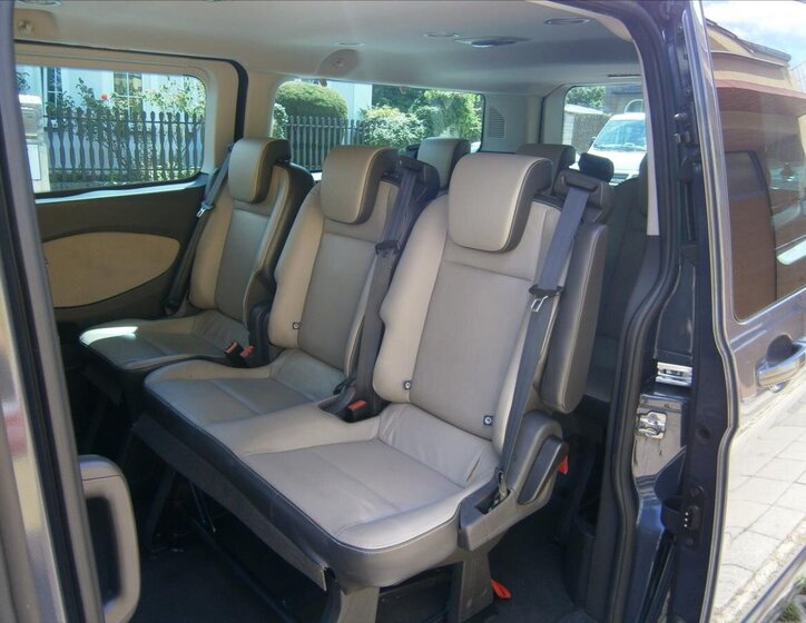 Ford Tourneo Custom 8