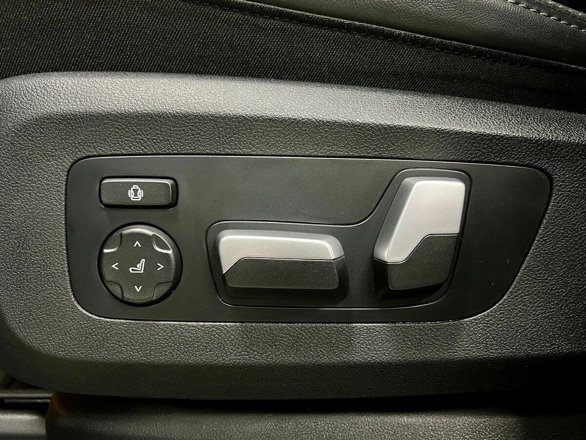 BMW X5 SUV / Terénní 3,0 l 210 kw