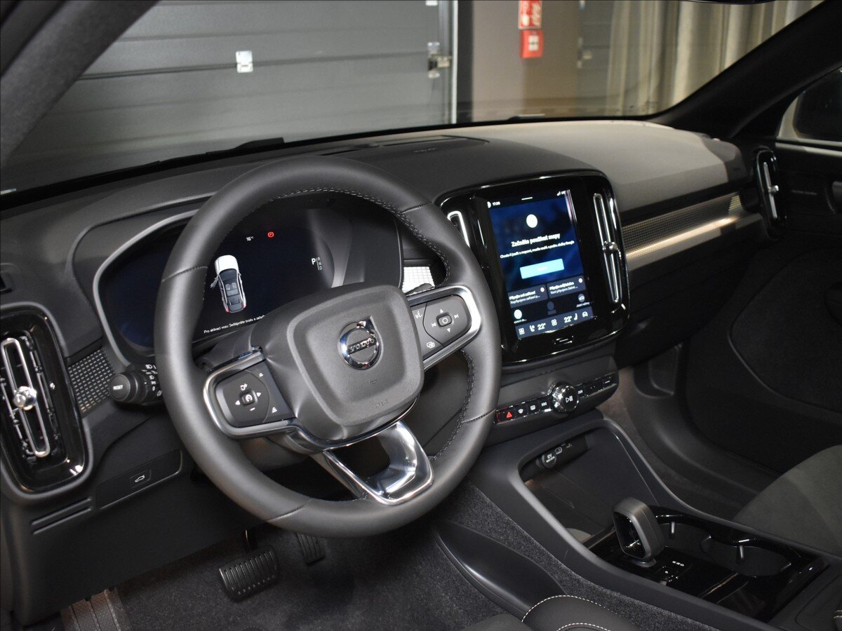 Volvo EC40 SUV / Terénní 0,0 185 kw