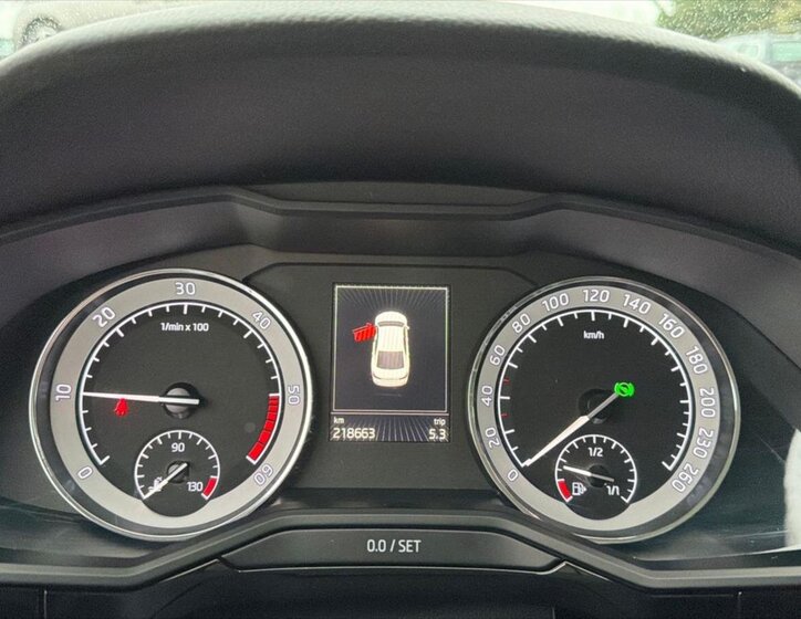 Škoda Superb Sedan 2,0 l 140 kw