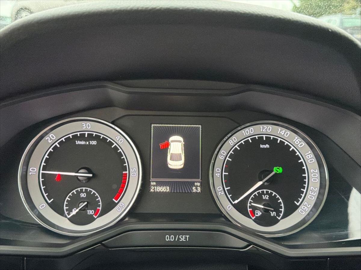 Škoda Superb Sedan 2,0 l 140 kw